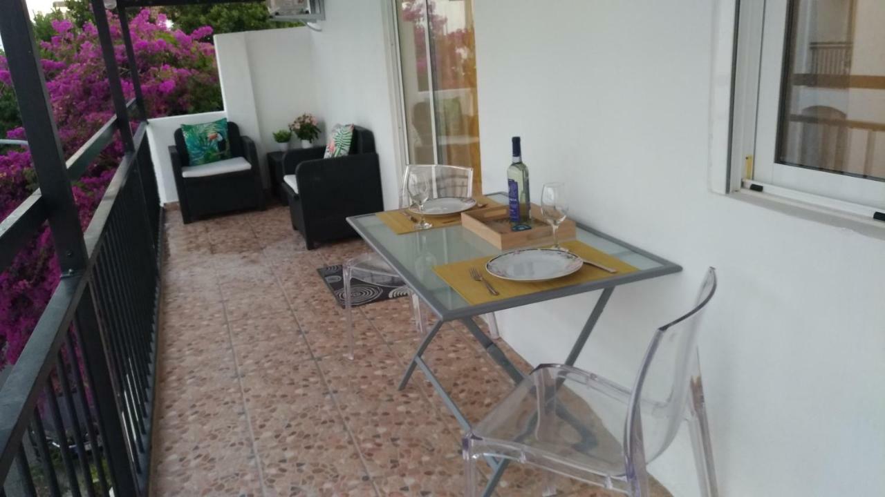 אלבופיירה Apt Cardoso 3 Ao Lado Da Praia Peneco מראה חיצוני תמונה