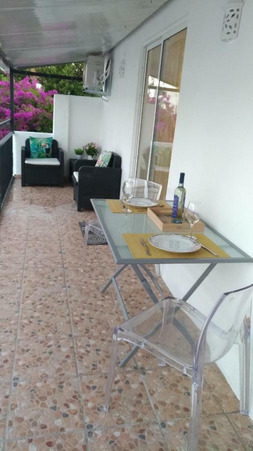 אלבופיירה Apt Cardoso 3 Ao Lado Da Praia Peneco מראה חיצוני תמונה